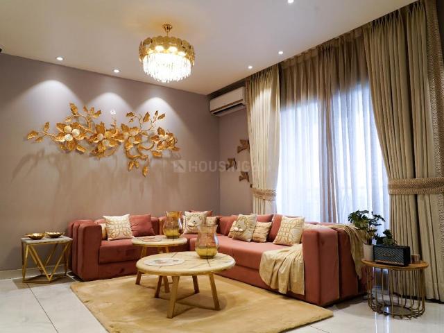 3 BHK Apartment in PR7 Airport Road for resale Zirakpur. The reference number is 20210814