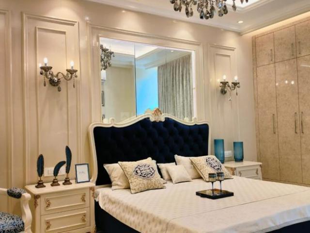 3 BHK Apartment in PR7 Airport Road for resale Zirakpur. The reference number is 20550275