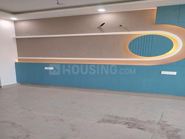 3 BHK Apartment in PR7 Airport Road for resale Zirakpur. The reference number is 20604458