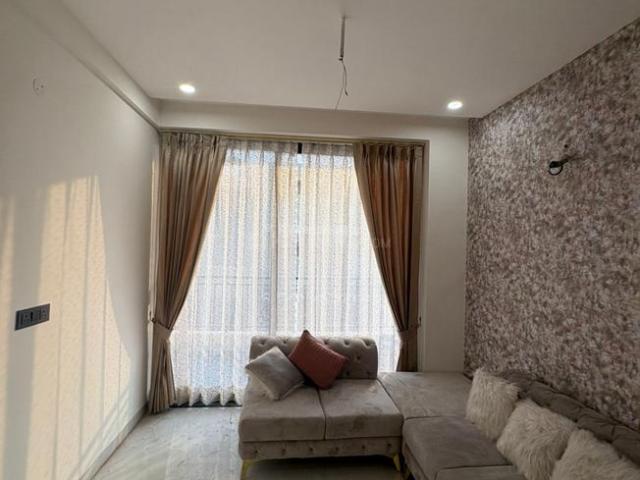 3 BHK Apartment in PR7 Airport Road for resale Zirakpur. The reference number is 20884864