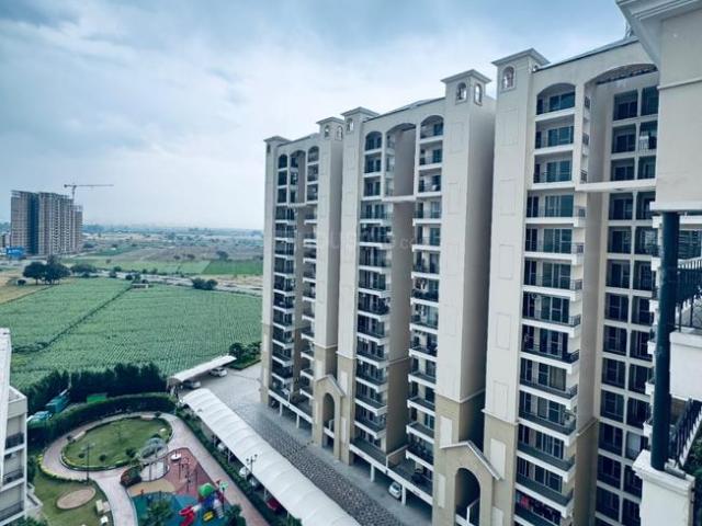 3 BHK Apartment in PR7 Airport Road for resale Zirakpur. The reference number is 21021925
