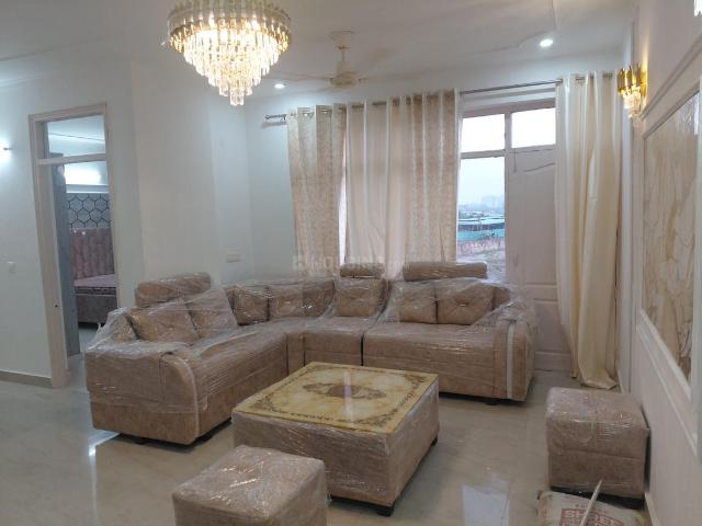 3 BHK Apartment in PR7 Airport Road for resale Zirakpur. The reference number is 21175970