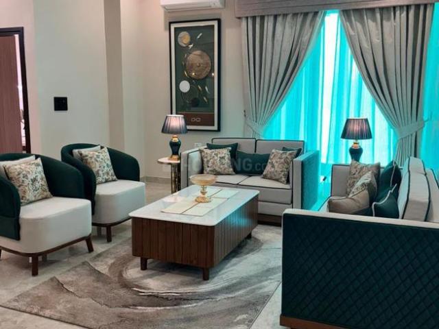 3 BHK Apartment in PR7 Airport Road for resale Zirakpur. The reference number is 21349811