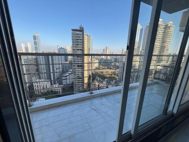 3 BHK Apartment in Prabhadevi for rent Mumbai. The reference number is 19460730