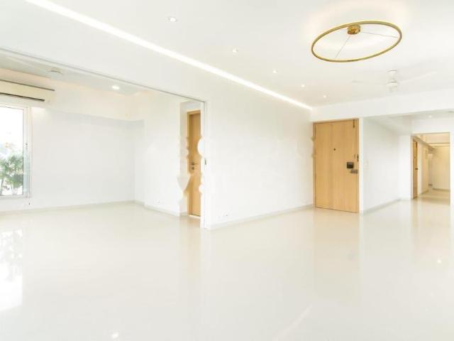 3 BHK Apartment in Prabhadevi for rent Mumbai. The reference number is 21173888