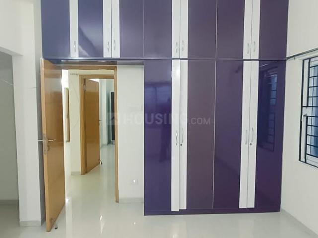 3 BHK Apartment in Pragathi Nagar for rent Hyderabad. The reference number is 21056826