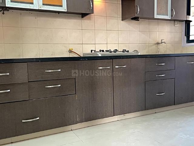 3 BHK Apartment in Prahlad Nagar for rent Ahmedabad. The reference number is 18884037
