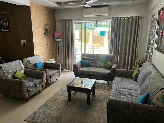 3 BHK Apartment in Prahlad Nagar for rent Ahmedabad. The reference number is 19811162
