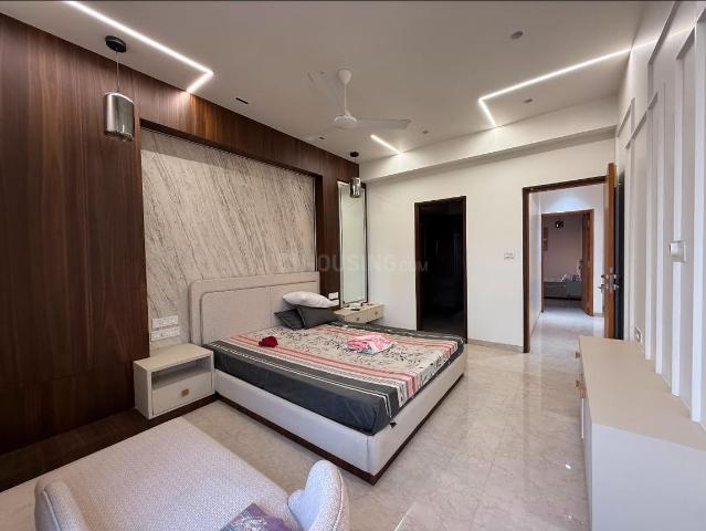 3 BHK Apartment in Prahlad Nagar for rent Ahmedabad. The reference number is 20650462