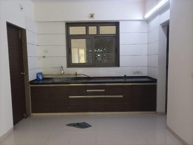 3 BHK Apartment in Prahlad Nagar for rent Ahmedabad. The reference number is 20147141