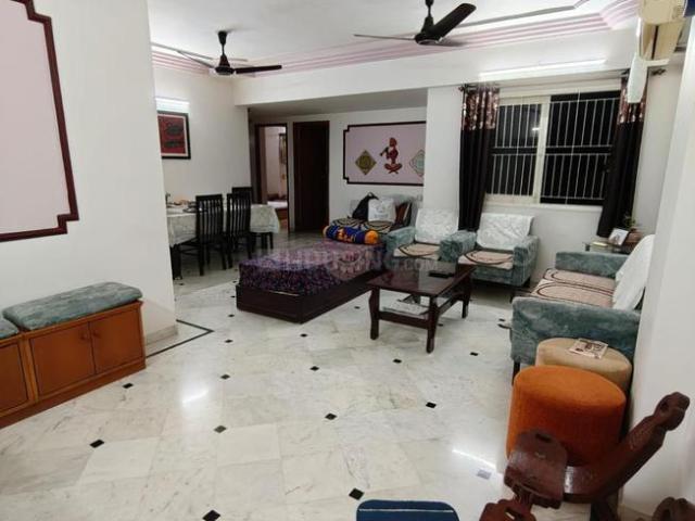 3 BHK Apartment in Prahlad Nagar for rent Ahmedabad. The reference number is 20366698