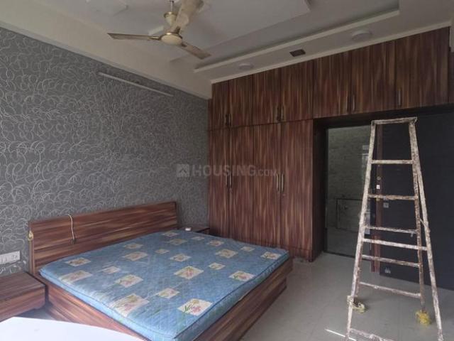 3 BHK Apartment in Prahlad Nagar for rent Ahmedabad. The reference number is 21069631
