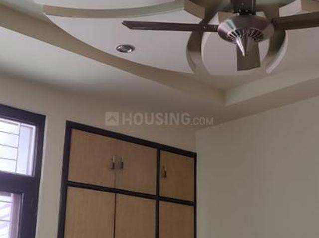 3 BHK Apartment in Prahlad Nagar for resale Ahmedabad. The reference number is 14736906