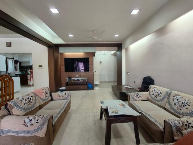 3 BHK Apartment in Prahlad Nagar for resale Ahmedabad. The reference number is 19912857
