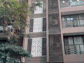 3 BHK Apartment in Prahlad Nagar for resale Ahmedabad. The reference number is 20187153