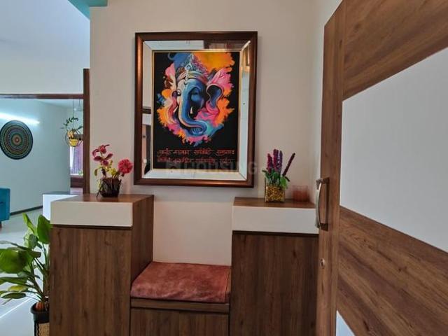 3 BHK Apartment in Prahlad Nagar for resale Ahmedabad. The reference number is 20989784
