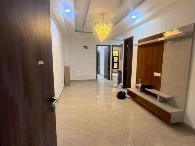 3 BHK Apartment in Pratap Vihar for resale Ghaziabad. The reference number is 18234855