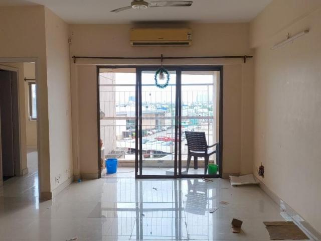 3 BHK Apartment in Prince Anwar Shah Connector for rent Kolkata. The reference number is 19409895