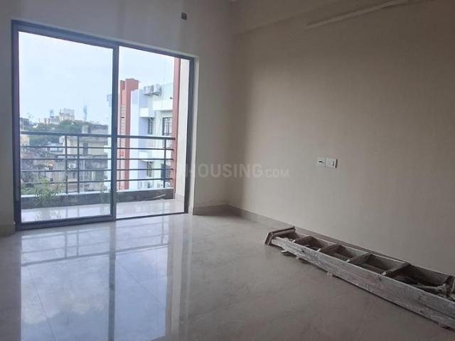 3 BHK Apartment in Prince Anwar Shah Connector for rent Kolkata. The reference number is 21207808