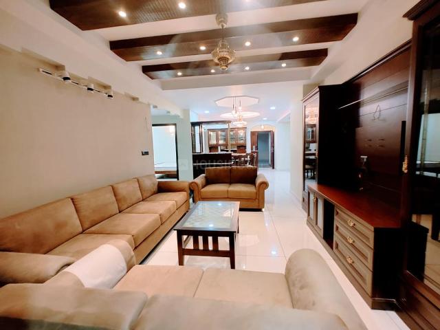 3 BHK Apartment in Prince Anwar Shah Connector for resale Kolkata. The reference number is 18635944