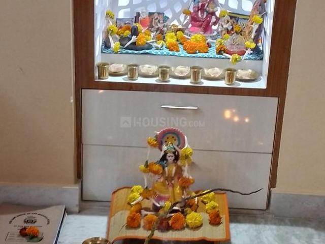 3 BHK Apartment in Prince Anwar Shah Connector for resale Kolkata. The reference number is 19673578