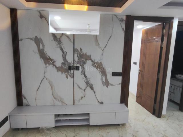 3 BHK Apartment in Pul Prahlad Pur for rent New Delhi. The reference number is 21313389