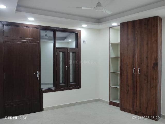 3 BHK Apartment in Pul Prahlad Pur for resale New Delhi. The reference number is 19088256