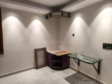3 BHK Apartment in Pul Prahlad Pur for resale New Delhi. The reference number is 20373363