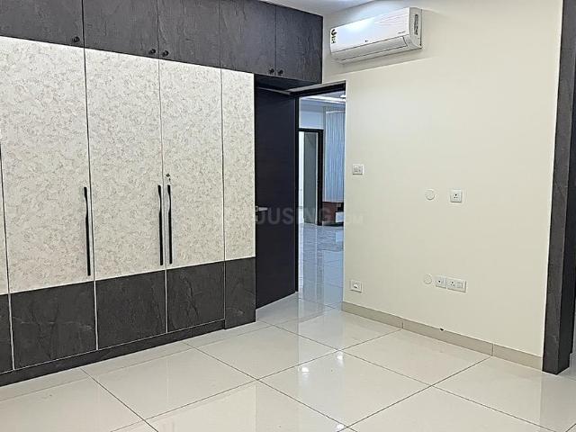 3 BHK Apartment in Puppalaguda for rent Hyderabad. The reference number is 19987378