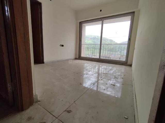 3 BHK Apartment in Pushpak Nagar for resale Navi Mumbai. The reference number is 17678366