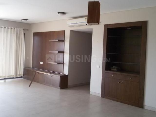 3 BHK Apartment in RMV Extension Stage 2 for rent Bengaluru. The reference number is 21192945