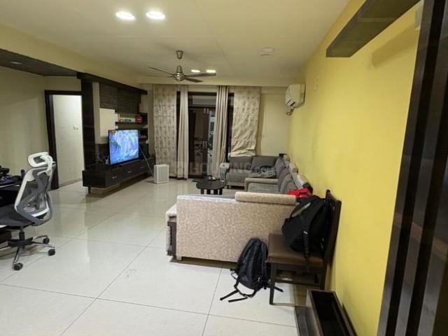 3 BHK Apartment in Race Course for rent Vadodara. The reference number is 20341601