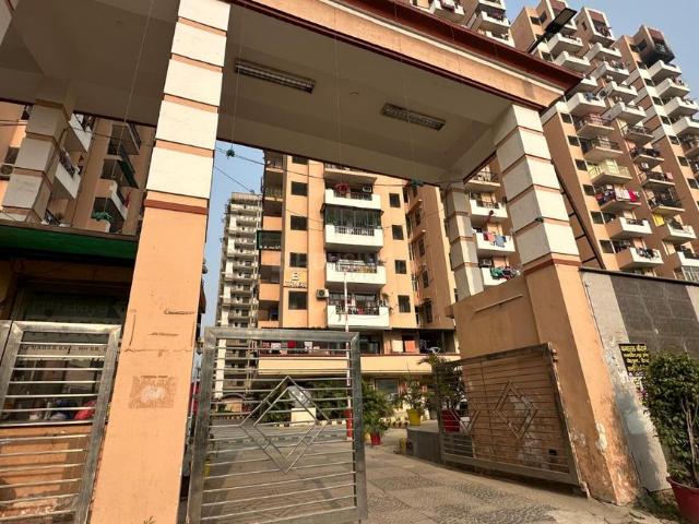 3 BHK Apartment in Raj Nagar Extension for resale Ghaziabad. The reference number is 19200967