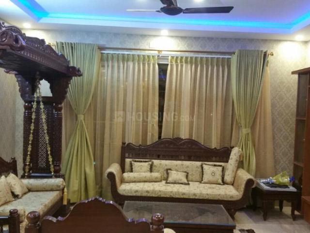 3 BHK Apartment in Rajajinagar for rent Bengaluru. The reference number is 20365022