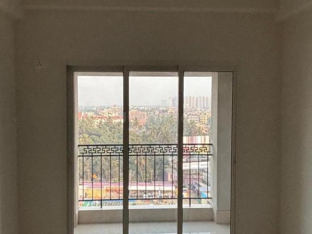 3 BHK Apartment in Rajarhat for resale Kolkata. The reference number is 21007810