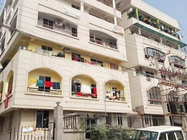 3 BHK Apartment in Rajbansi Nagar for resale Patna. The reference number is 20036416