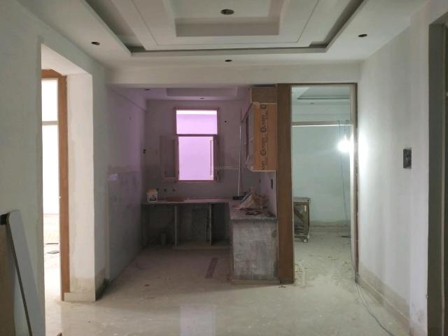 3 BHK Apartment in Shalimar Garden for resale Ghaziabad. The reference number is 20631071