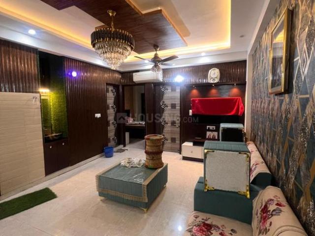 3 BHK Apartment in Rajendra Nagar for resale Ghaziabad. The reference number is 20719390