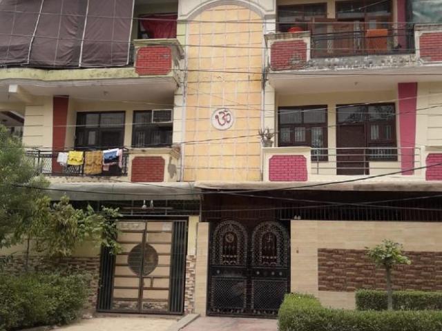 3 BHK Apartment in Rajendra Nagar for resale Ghaziabad. The reference number is 20772986
