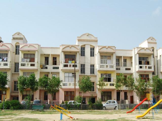 3 BHK Apartment in Rajendra Nagar for resale Ghaziabad. The reference number is 20822240