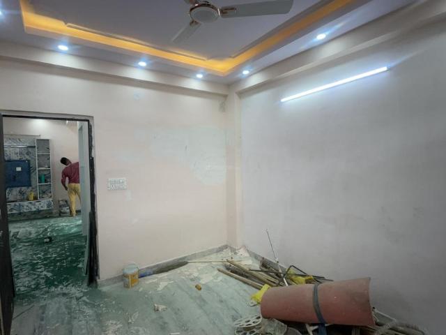 3 BHK Apartment in Rajendra Nagar for resale Ghaziabad. The reference number is 20379932