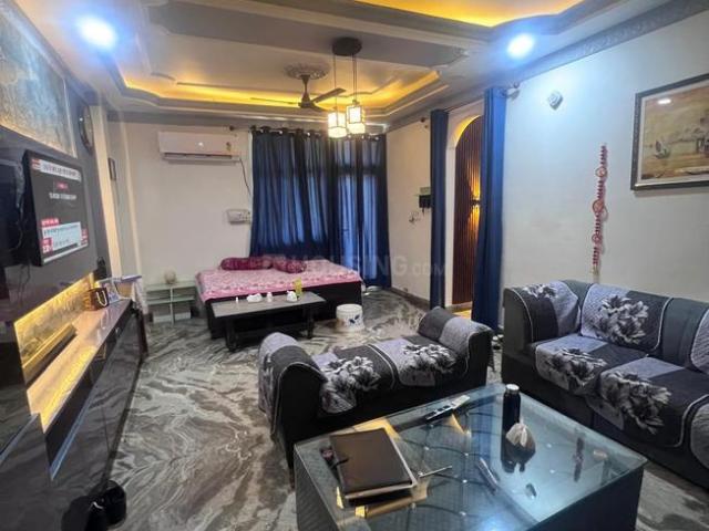 3 BHK Apartment in Rajendra Nagar for resale Ghaziabad. The reference number is 20389739