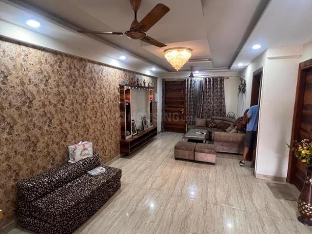 3 BHK Apartment in Rajendra Nagar for resale Ghaziabad. The reference number is 21139729