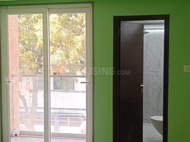 3 BHK Apartment in Rajnagar for rent Nagpur. The reference number is 20142712