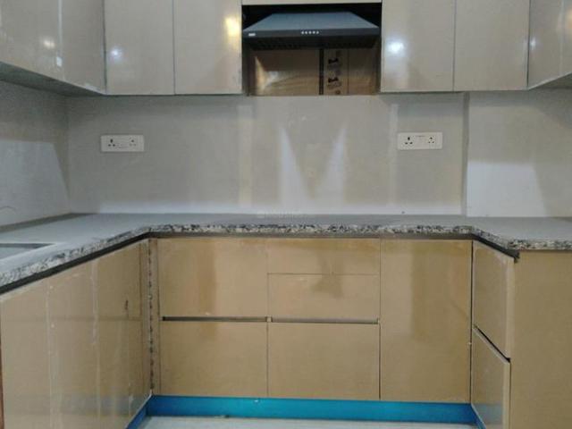 3 BHK Apartment in Rajpur Khurd Extension for rent New Delhi. The reference number is 17257038
