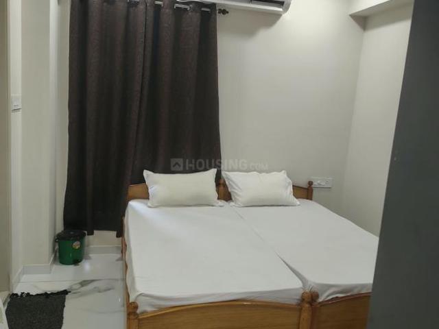 3 BHK Apartment in Rama Rao Peta for rent Kakinada. The reference number is 21293586