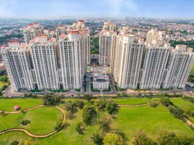 3 BHK Apartment in Ramesh Nagar for resale New Delhi. The reference number is 19087203