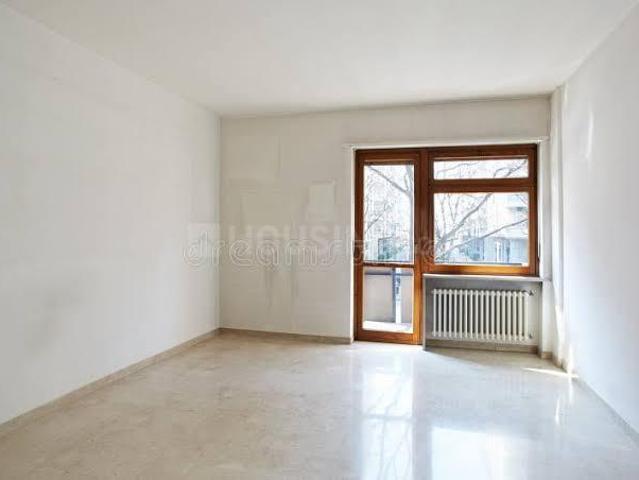 3 BHK Apartment in Rishra for rent Hooghly. The reference number is 21040038