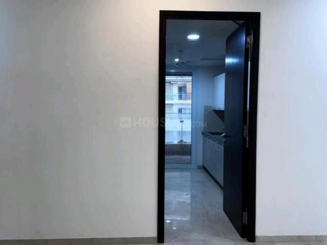 3 BHK Apartment in Worli for rent Mumbai. The reference number is 18879338