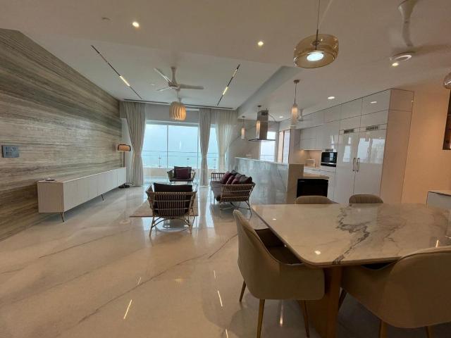 3 BHK Apartment in Worli for rent Mumbai. The reference number is 18945451